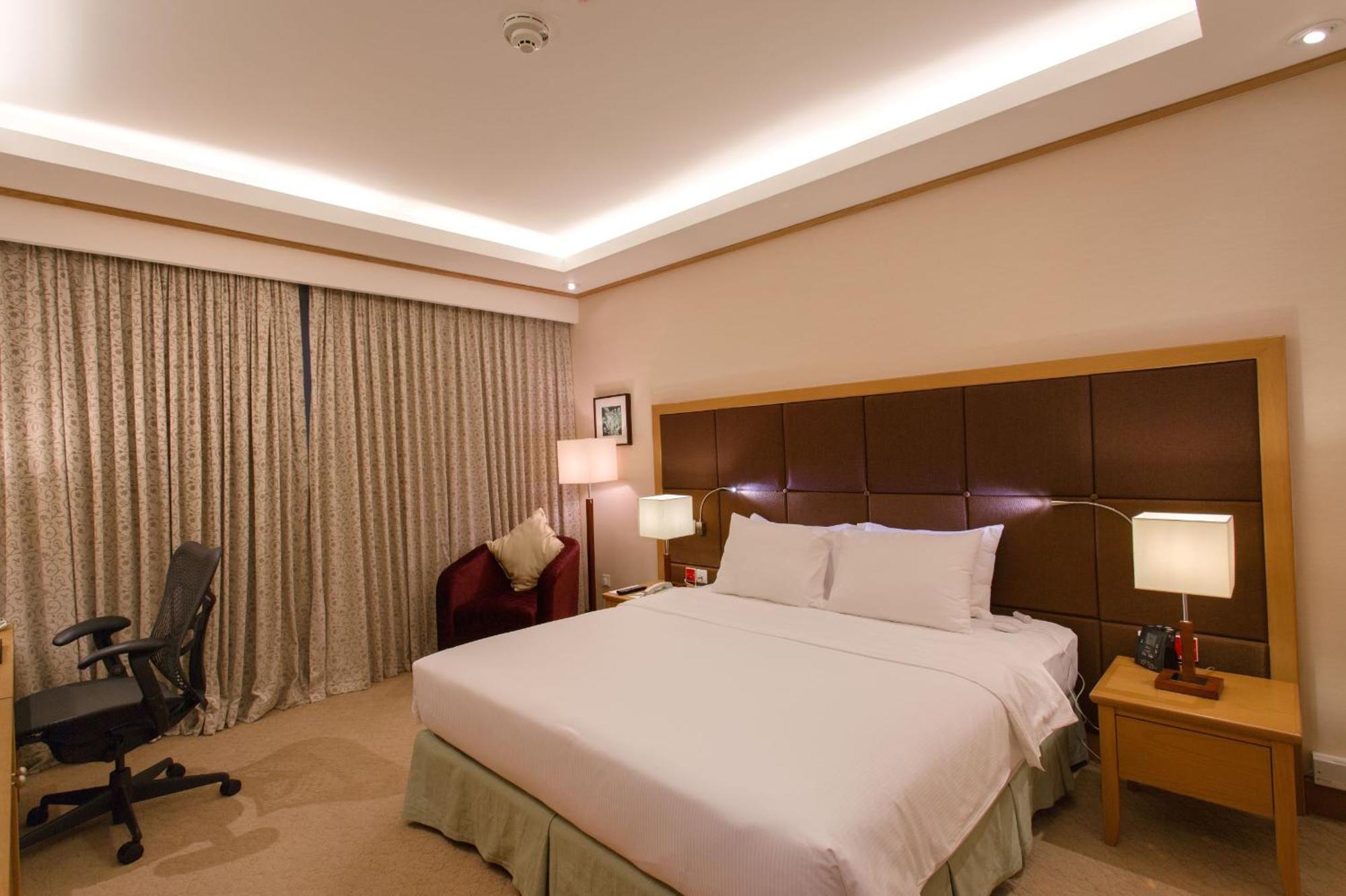 Phòng Có Giường Cỡ King Nhìn Ra Thành Phố